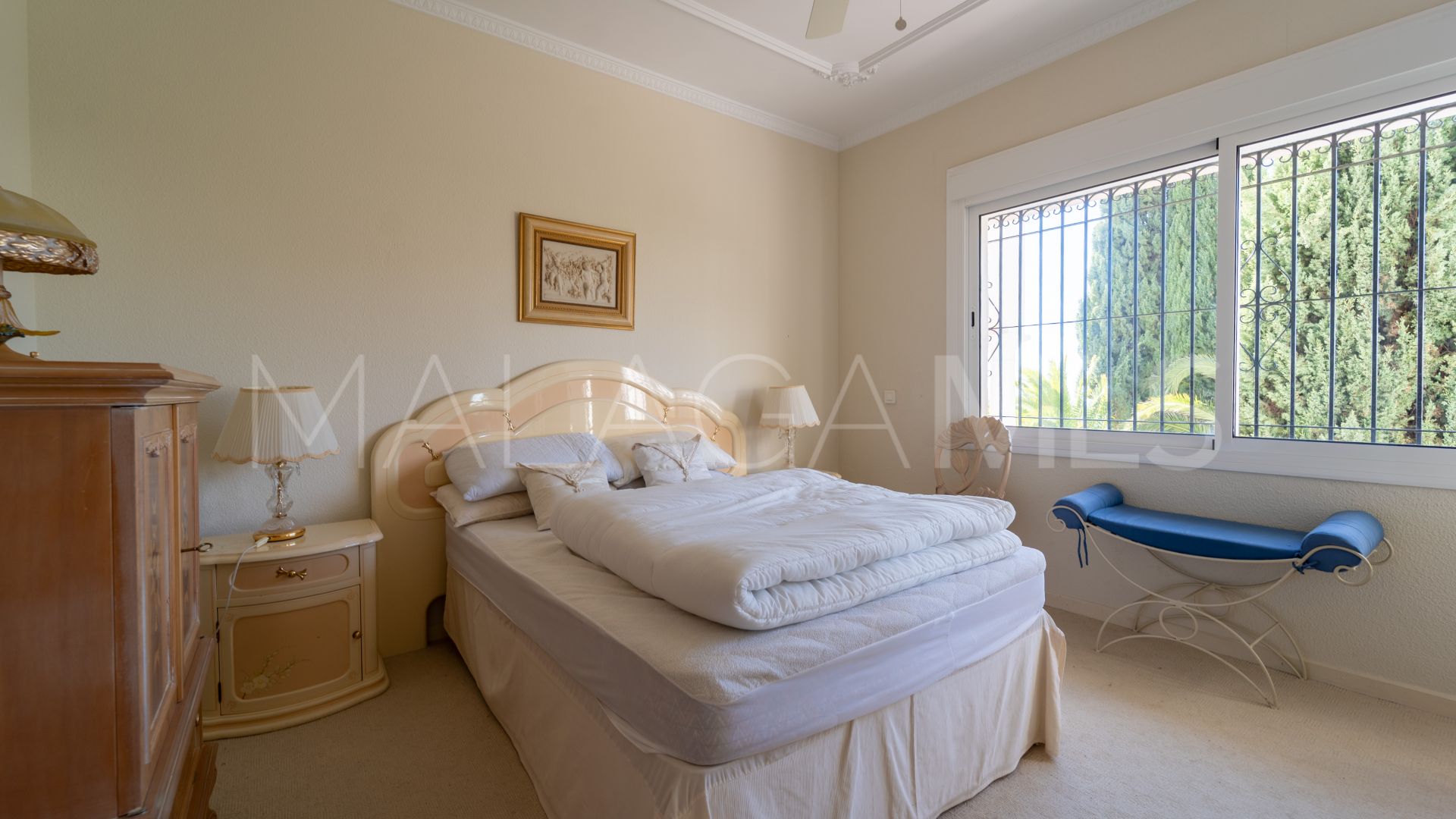 Villa for sale in Mijas