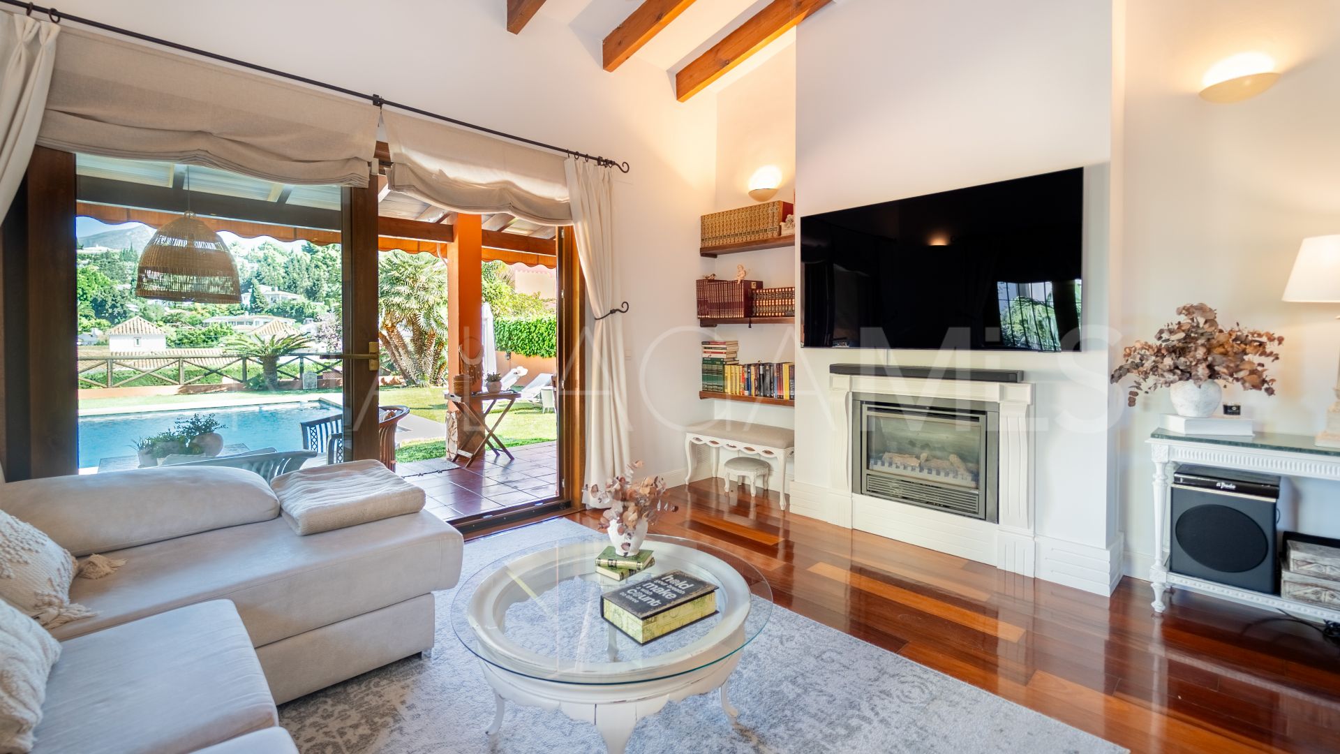 Villa for sale in Sierrezuela