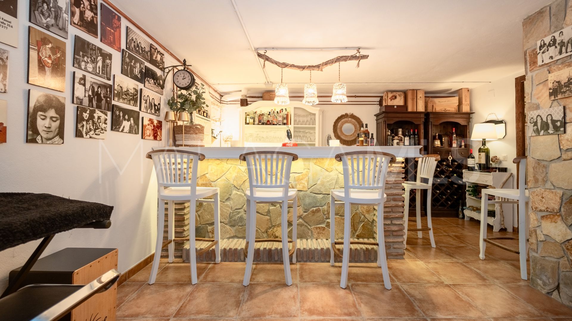 Villa for sale in Sierrezuela