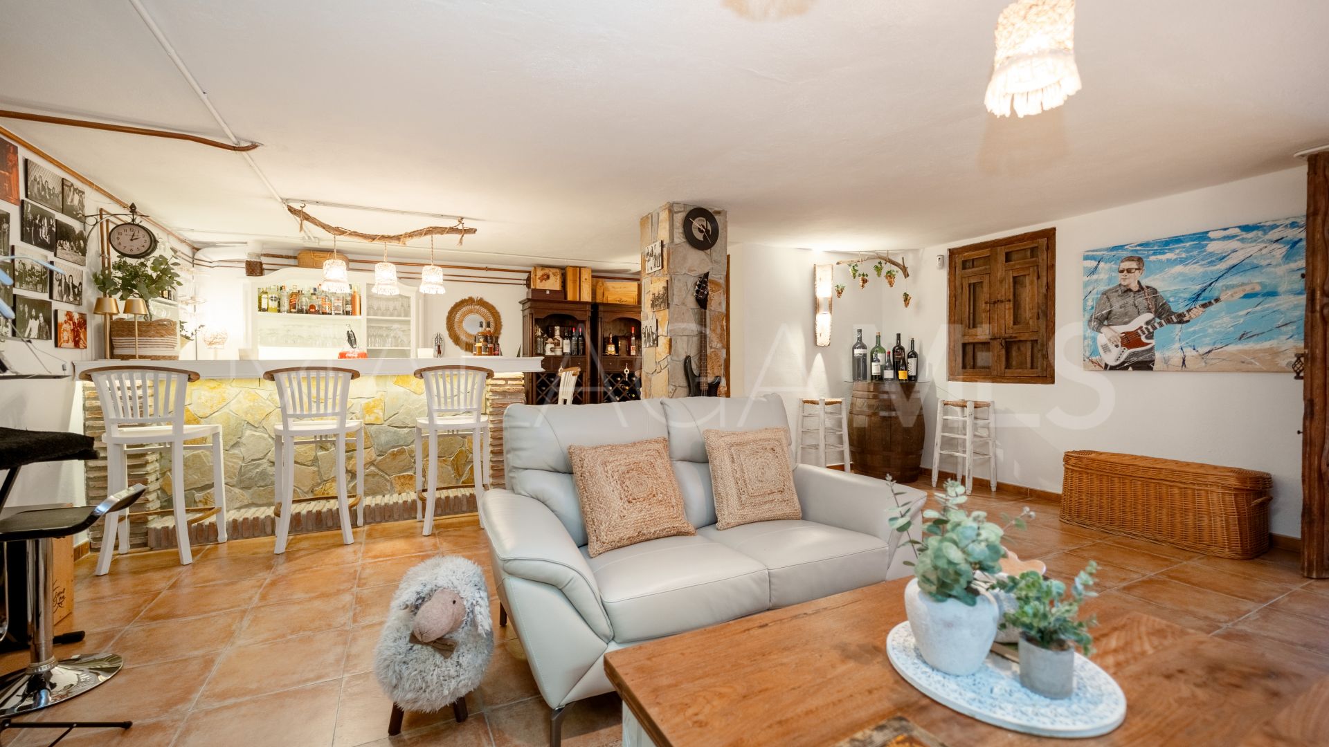 Villa for sale in Sierrezuela