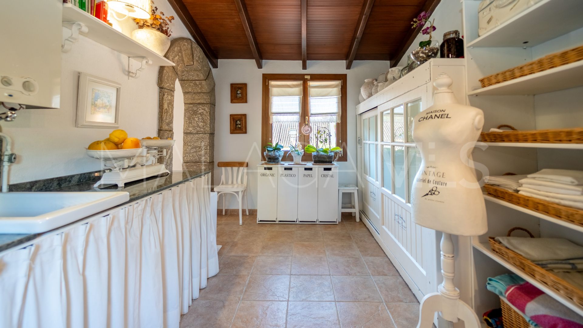 Villa for sale in Sierrezuela