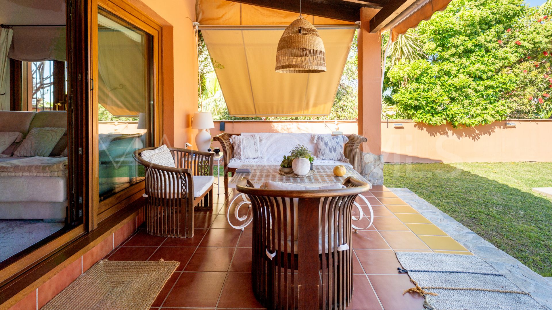 Villa for sale in Sierrezuela