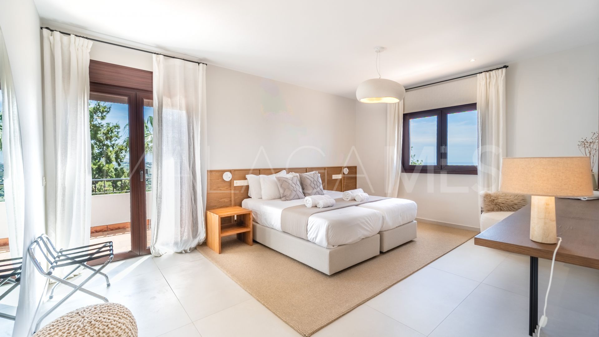 Se vende villa in El Rosario with 6 bedrooms