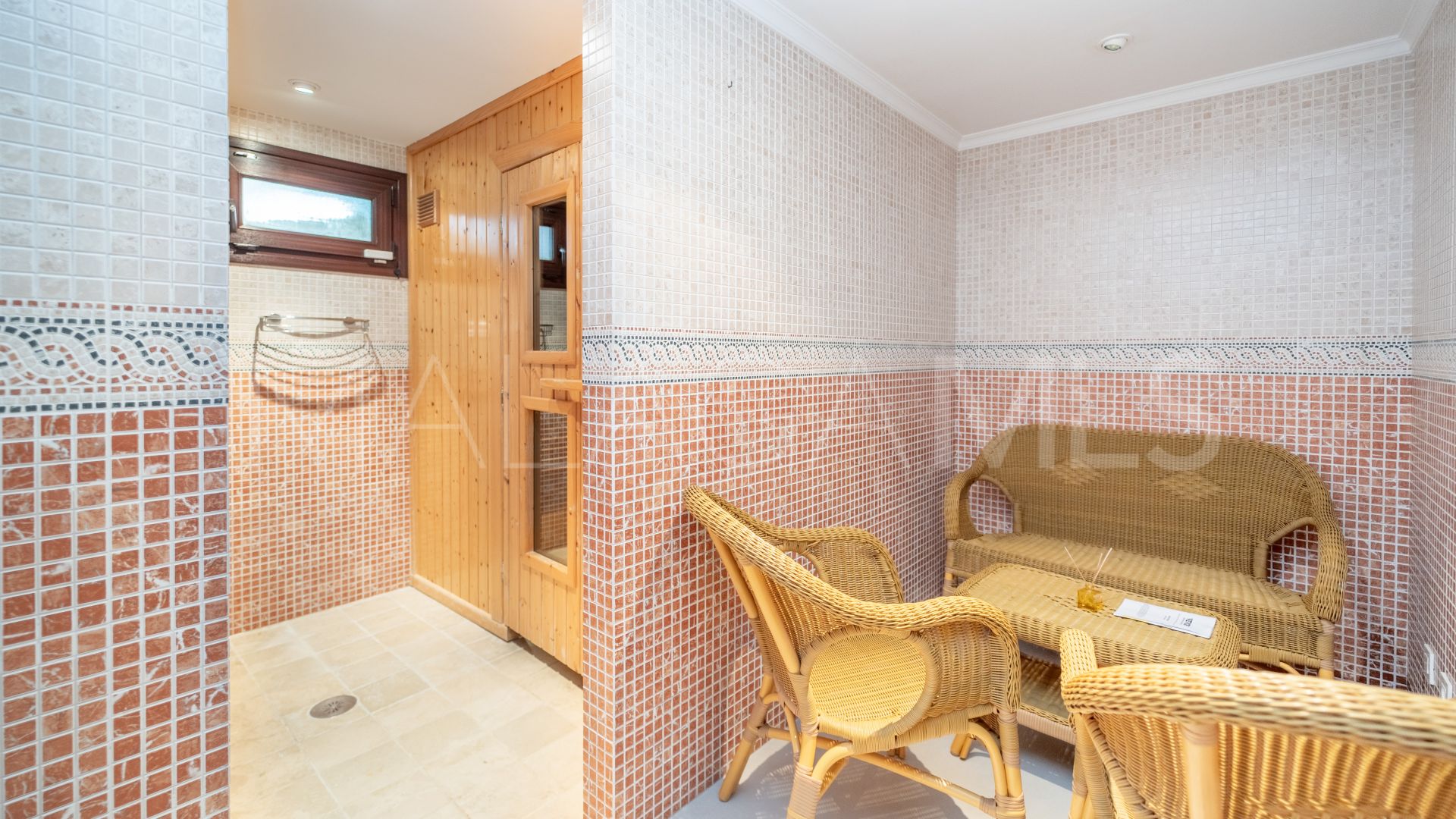 Se vende villa in El Rosario with 6 bedrooms