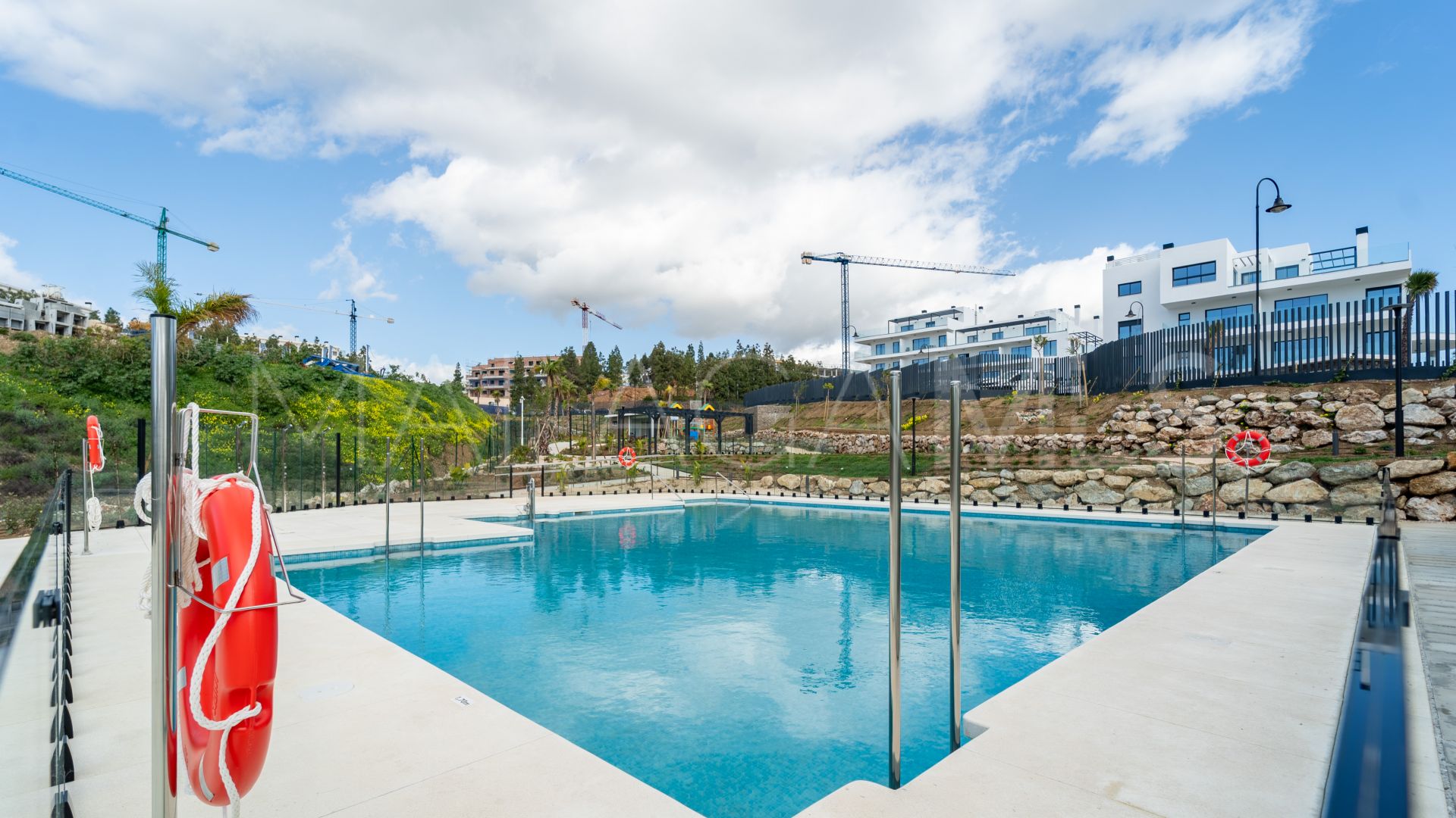 For sale El Chaparral 2 bedrooms apartment