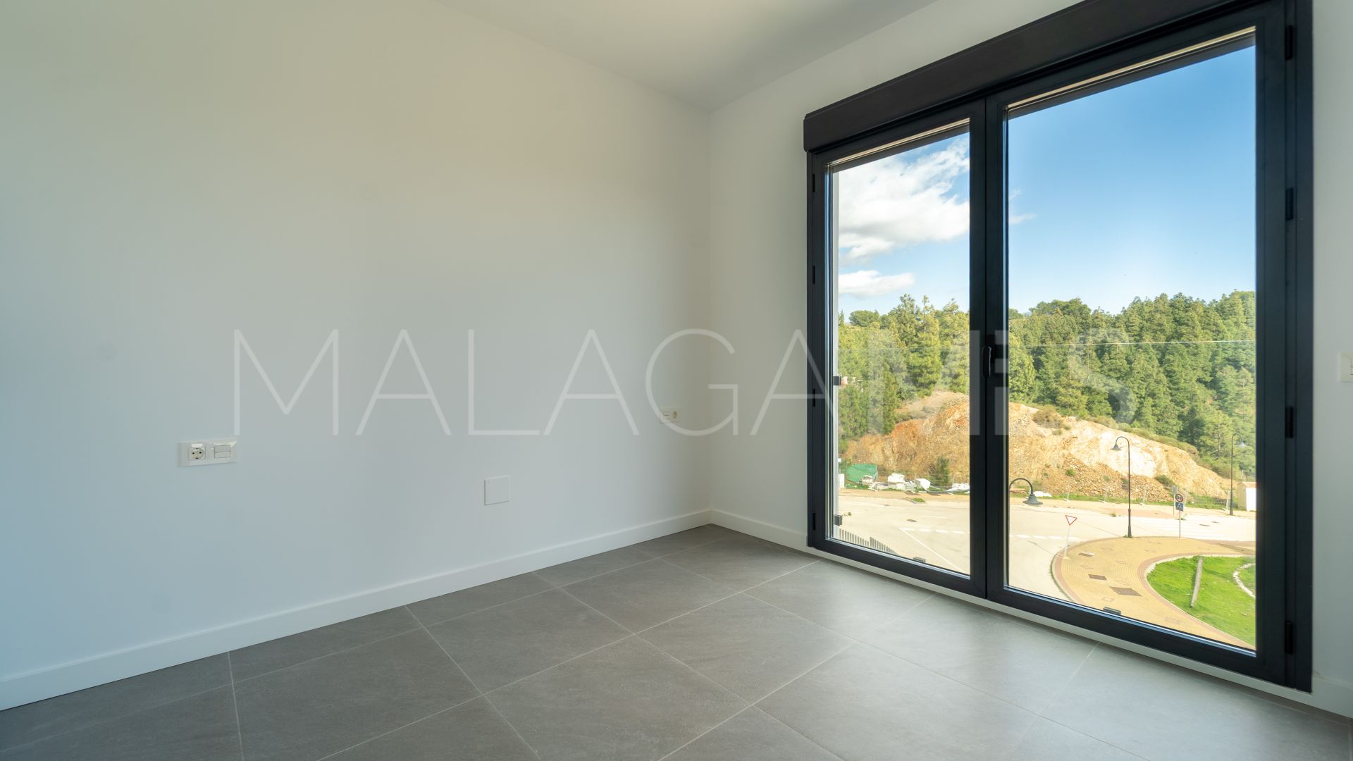 For sale El Chaparral 2 bedrooms apartment