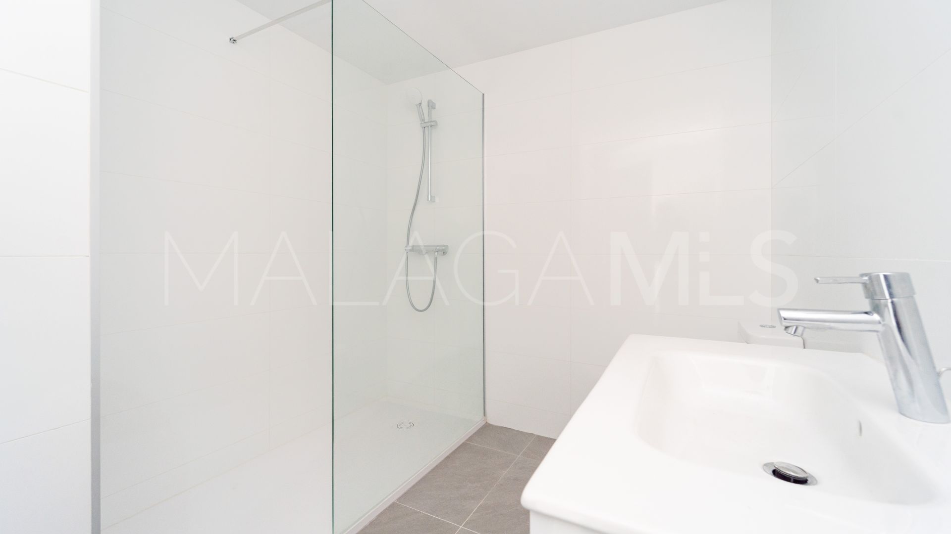 For sale El Chaparral 2 bedrooms apartment
