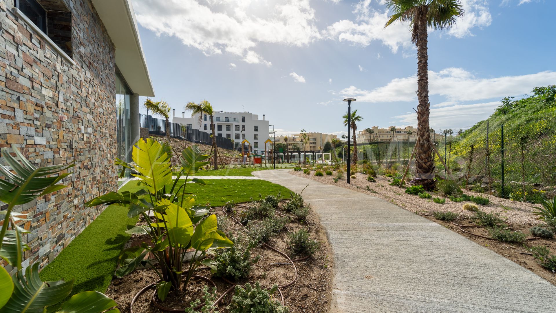 For sale El Chaparral 2 bedrooms apartment