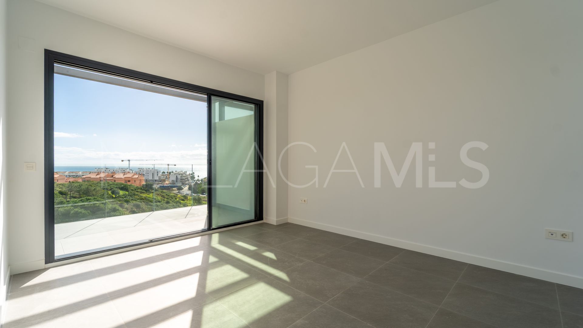 For sale El Chaparral 2 bedrooms apartment