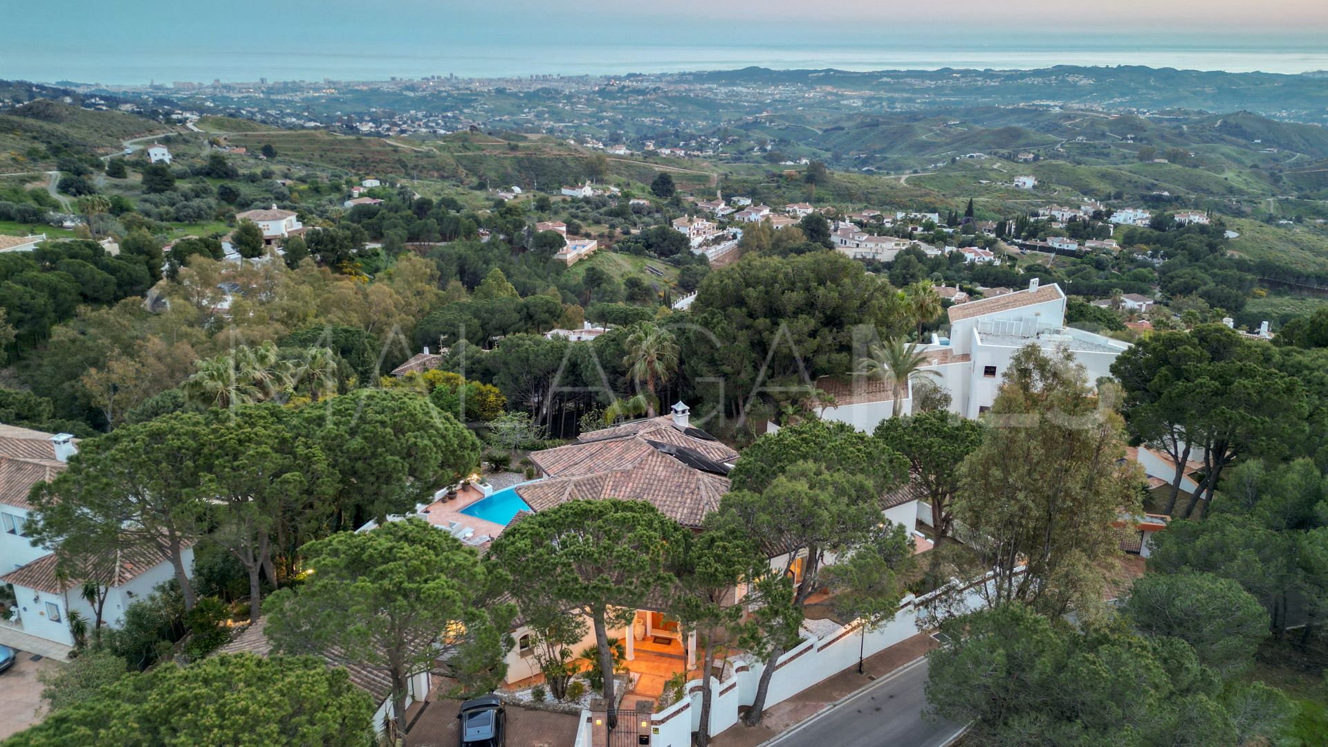 Villa for sale in Mijas