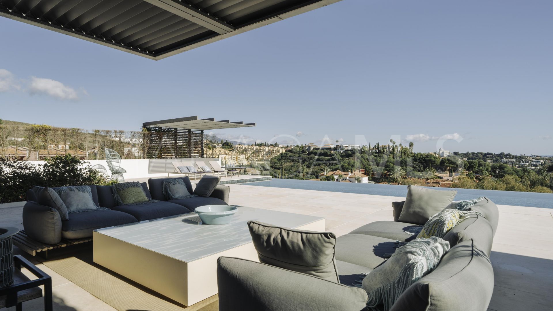 Los Flamingos, villa for sale