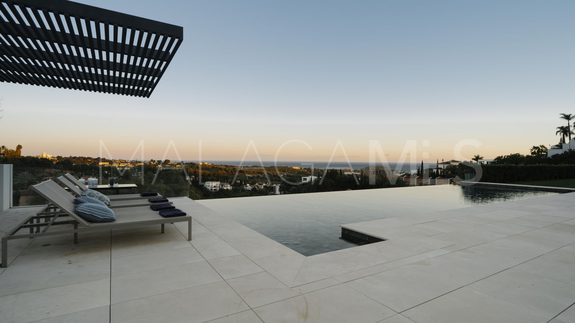 Los Flamingos, villa for sale