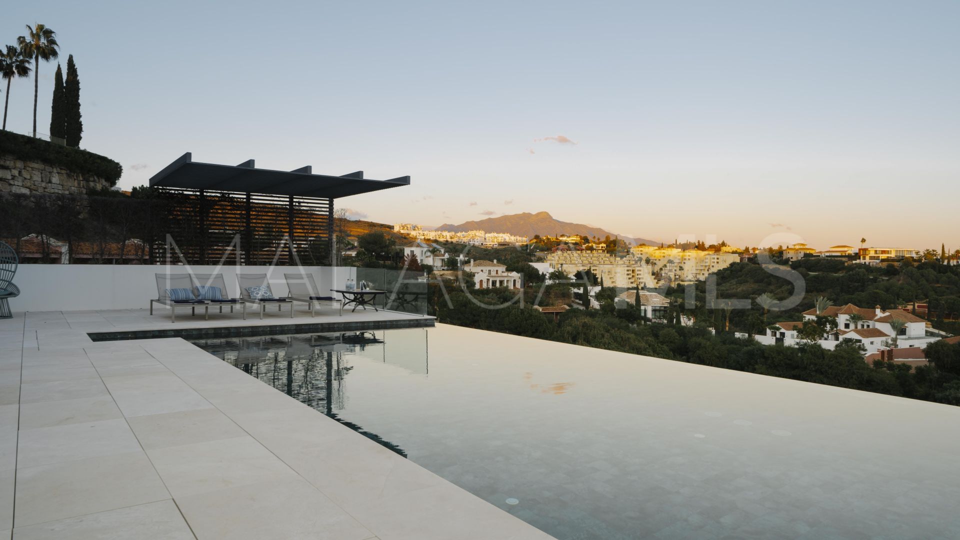 Los Flamingos, villa for sale