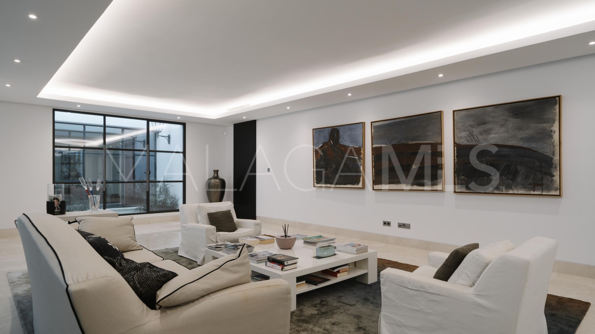 Los Flamingos, villa for sale