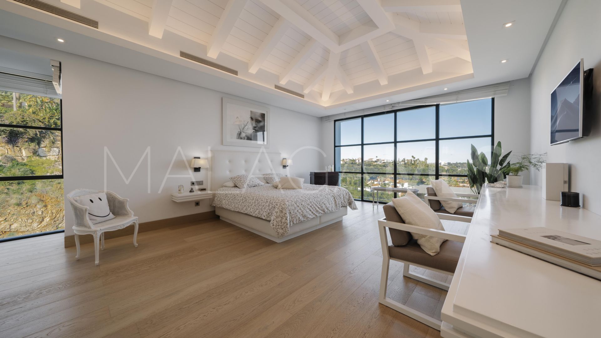 Los Flamingos, villa for sale