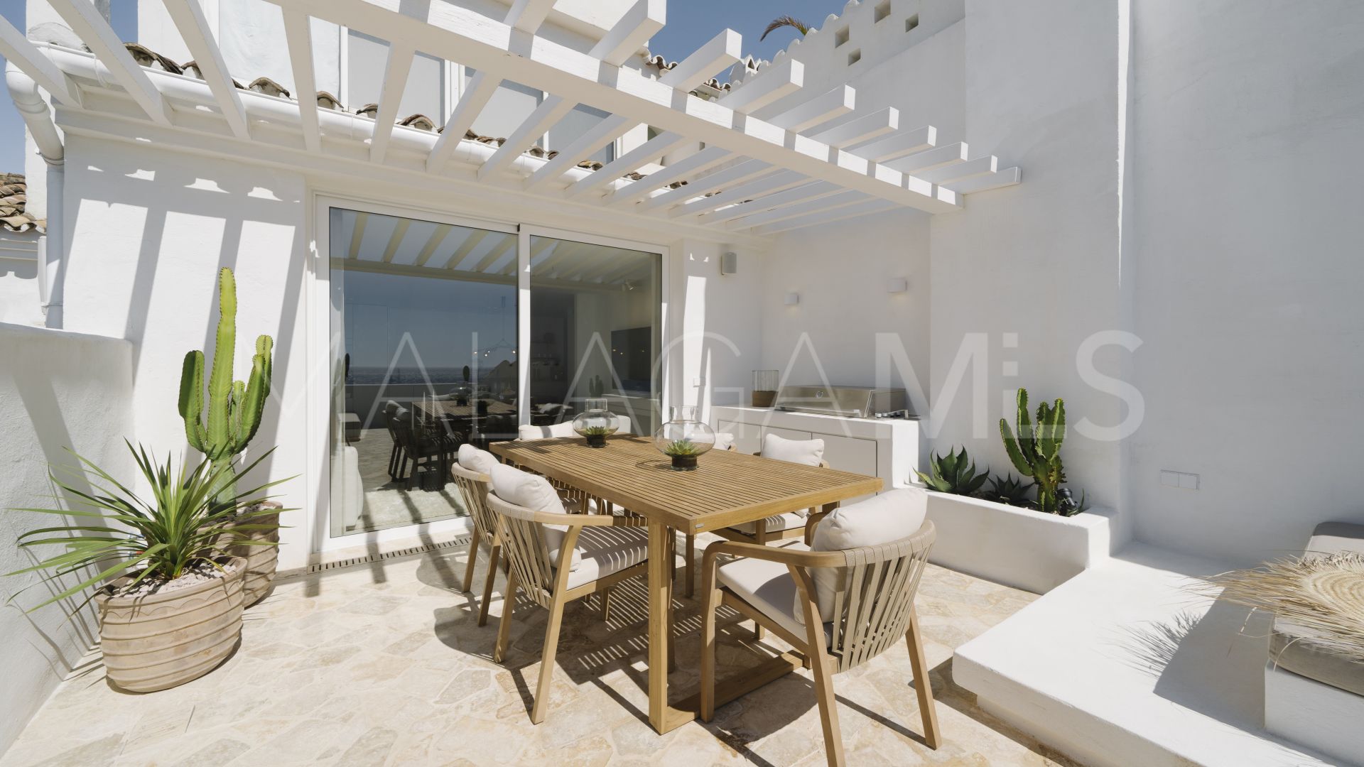 Wohnung for sale in Marbella - Puerto Banus