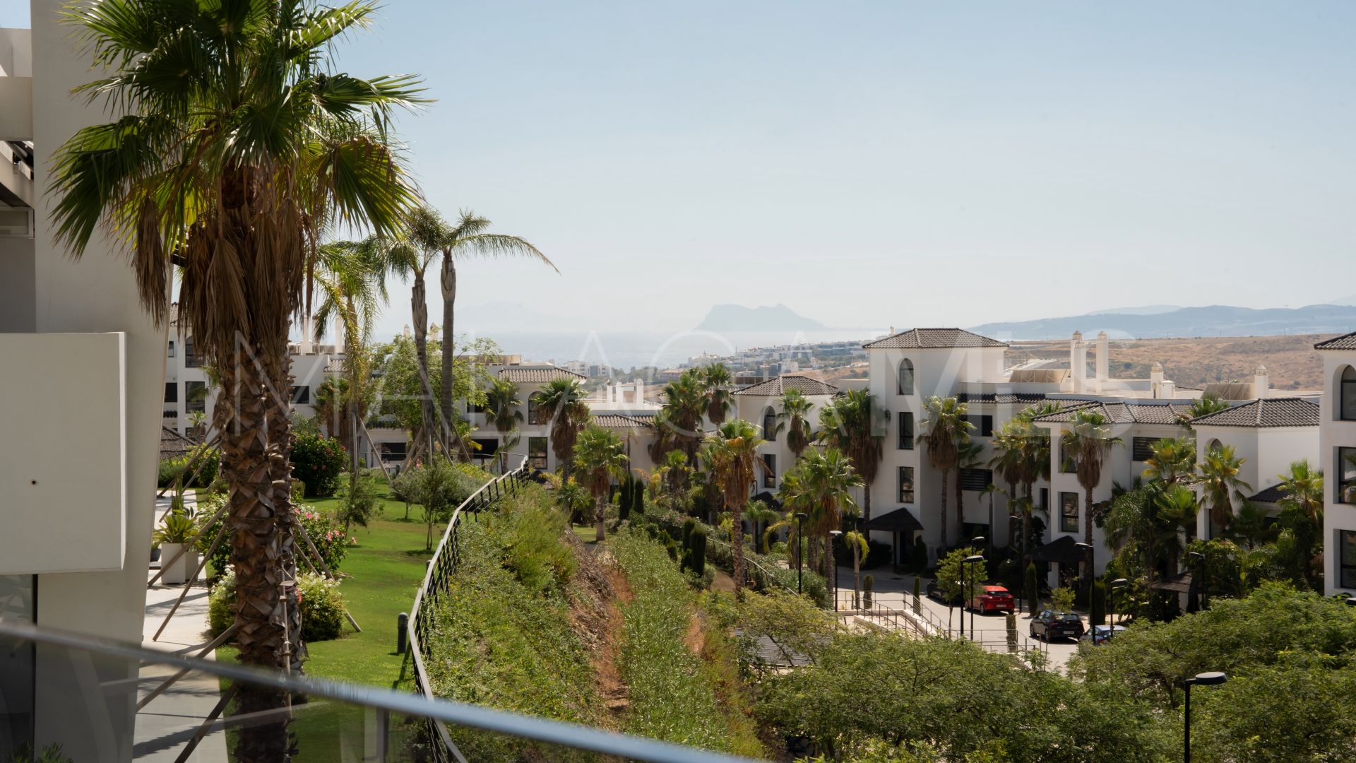 Apartment for sale in Mirador de Estepona Hills with 2 bedrooms