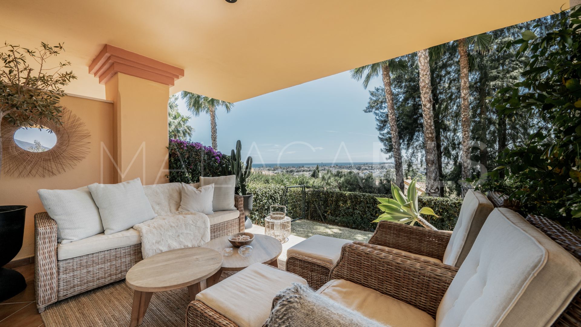 Appartement rez de chaussée for sale in Nueva Andalucia