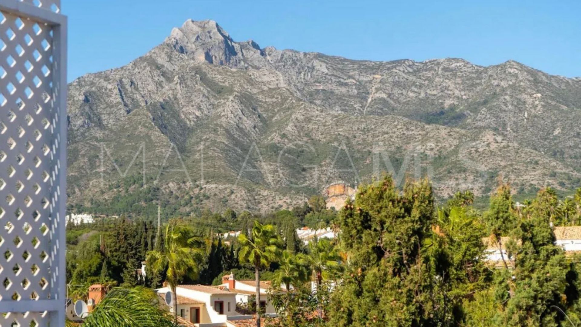 Buy adosado in Arco Iris