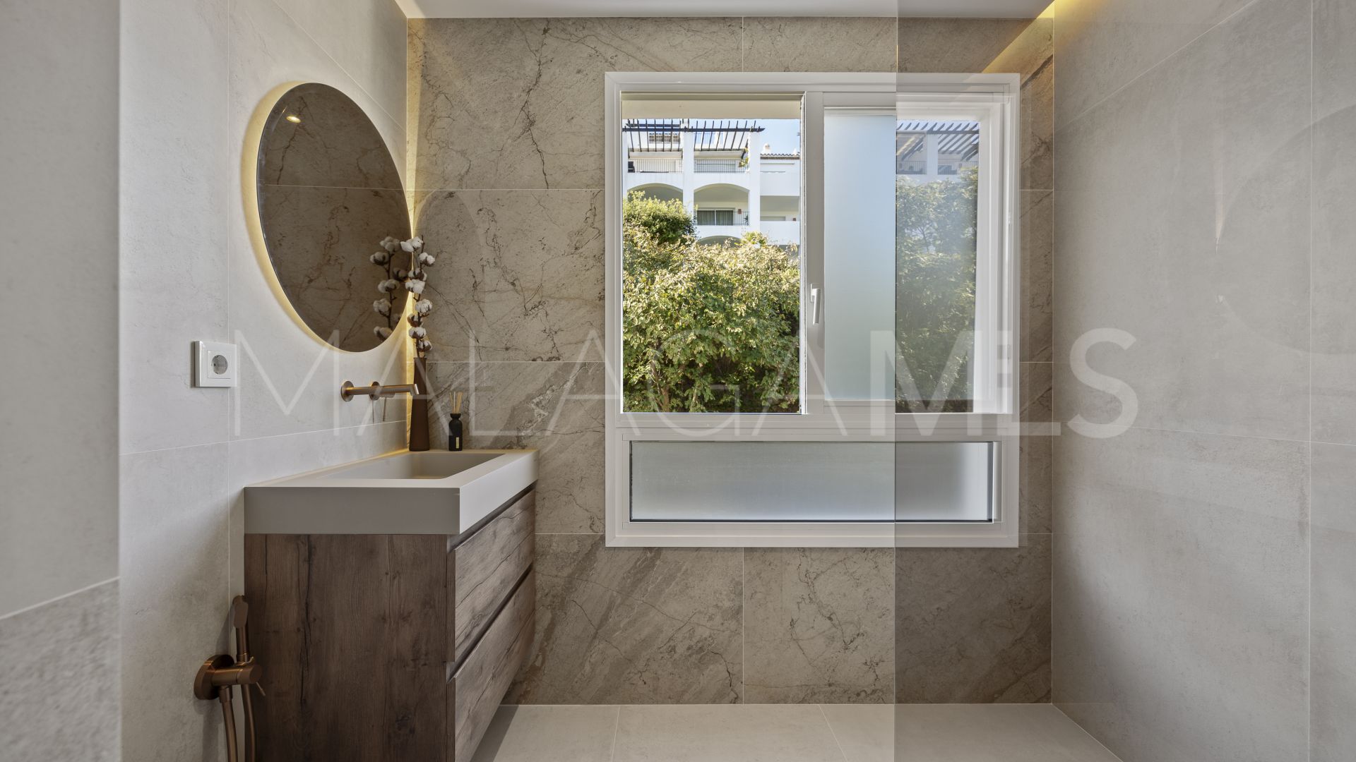 Lägenhet for sale in Altos de La Quinta