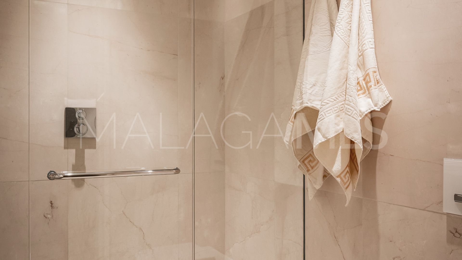La Quinta, apartamento for sale with 3 bedrooms