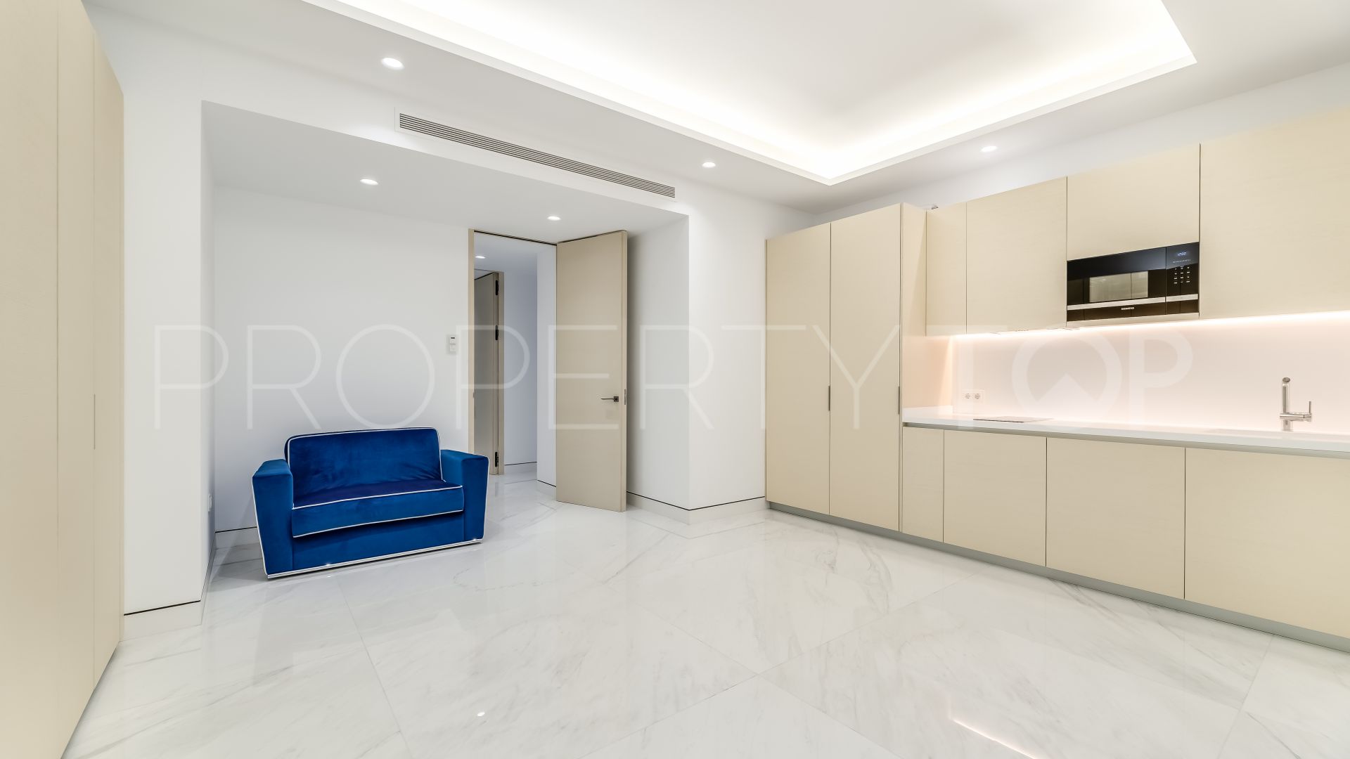 For sale Emare penthouse with 4 bedrooms