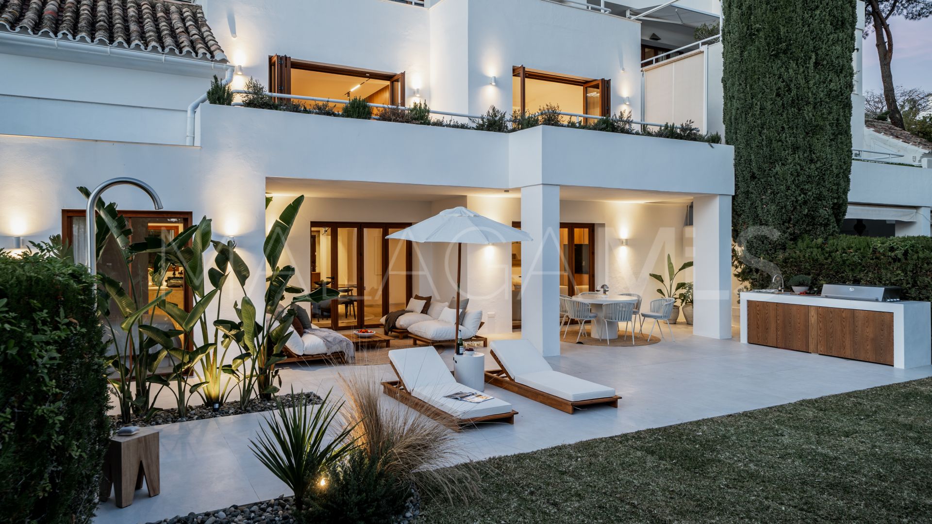 Doppelhaus for sale in Alcores del Golf