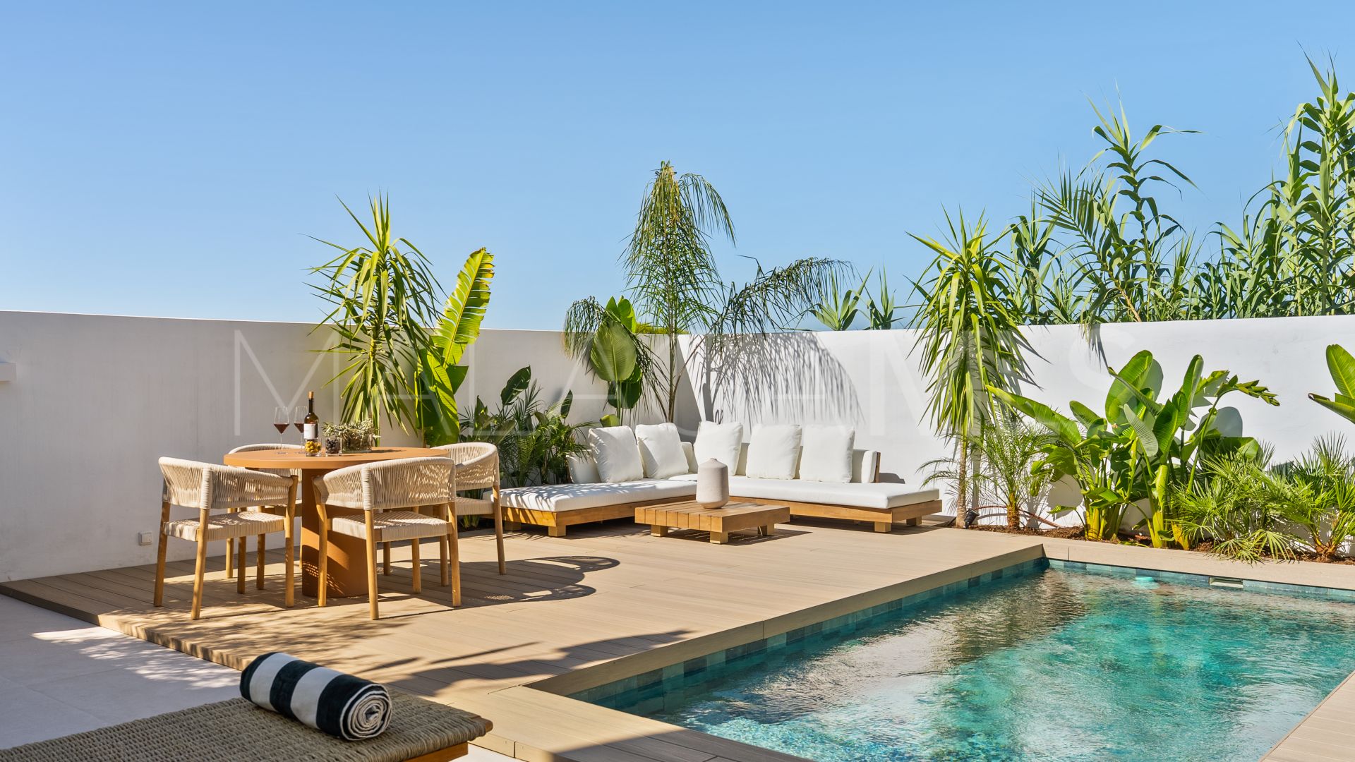 Maison de ville for sale in Nueva Andalucia