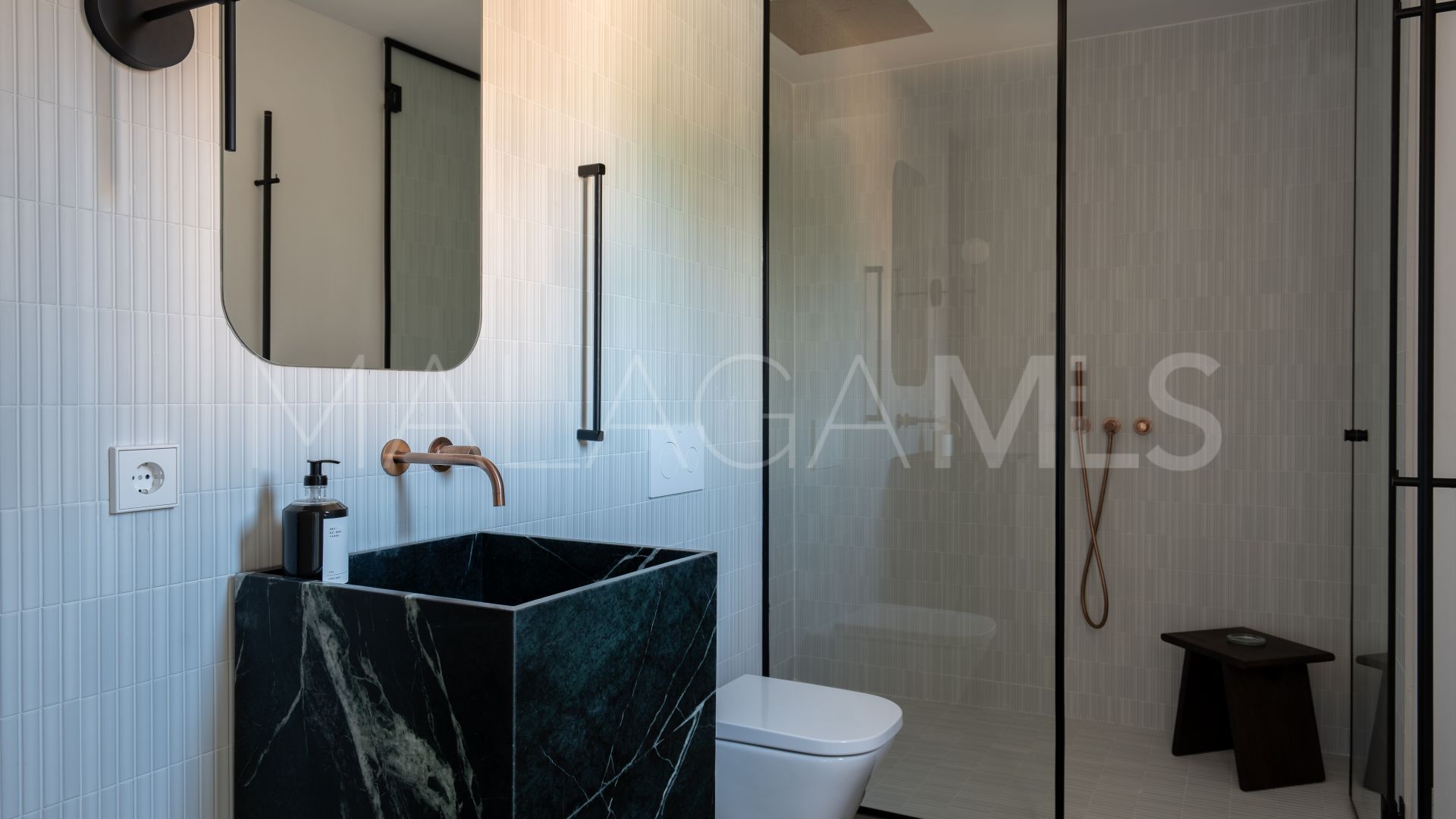 Takvåning for sale in Les Belvederes