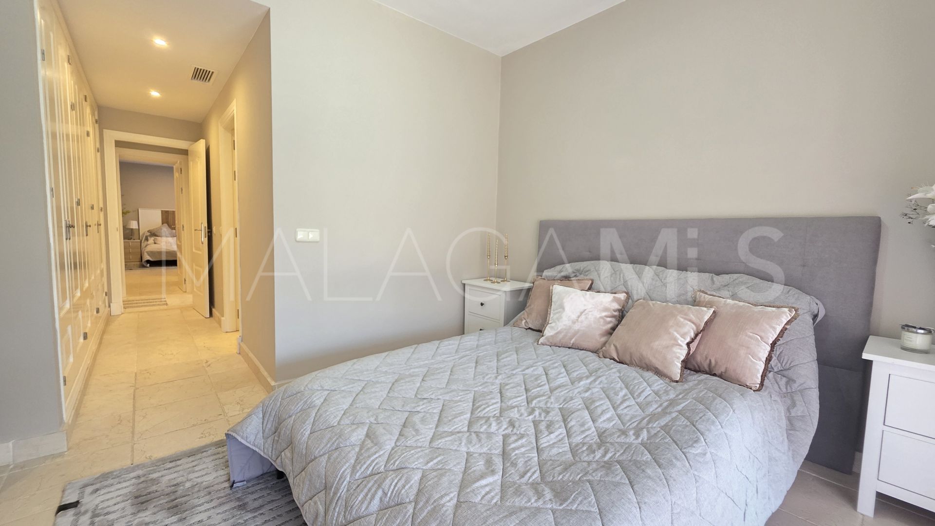 For sale ground floor apartment in Benatalaya