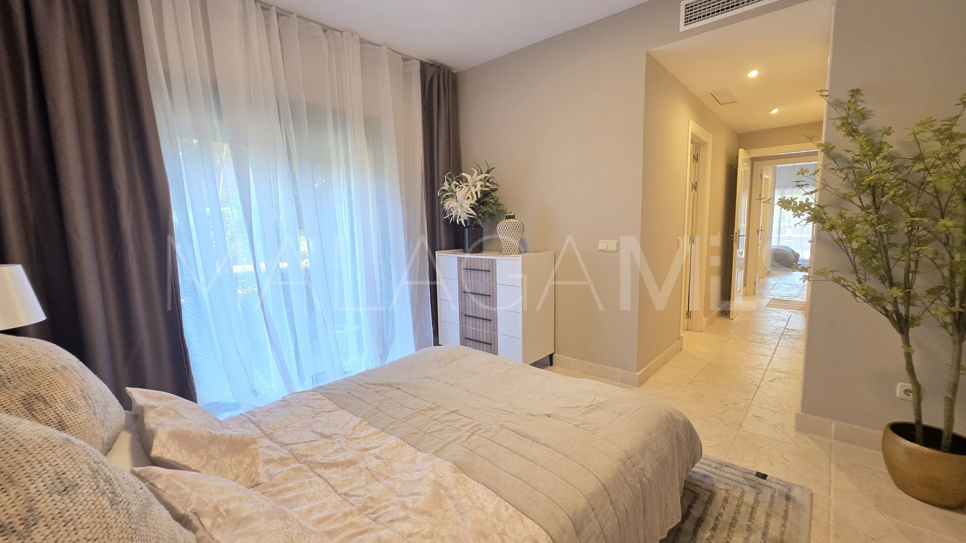For sale ground floor apartment in Benatalaya
