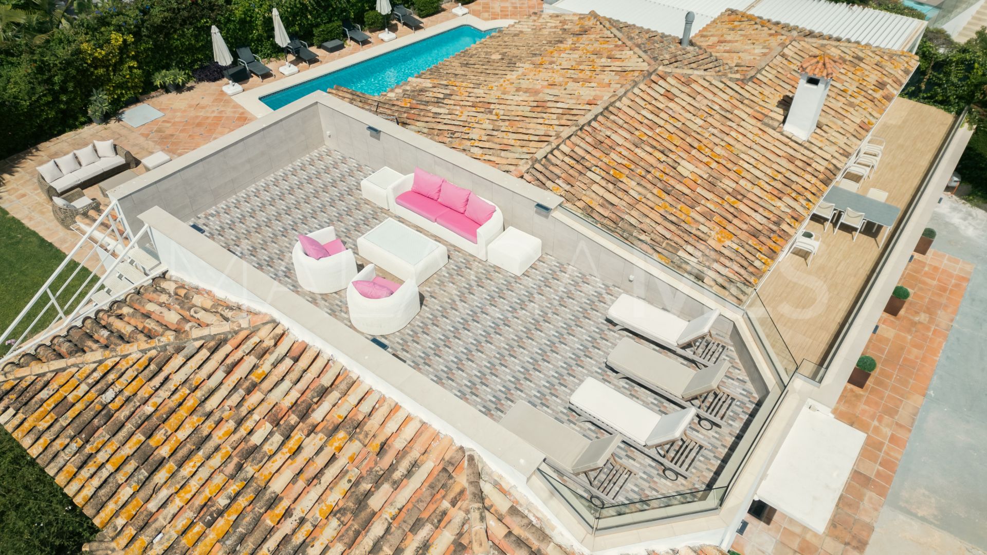 Villa for sale in Linda Vista Baja