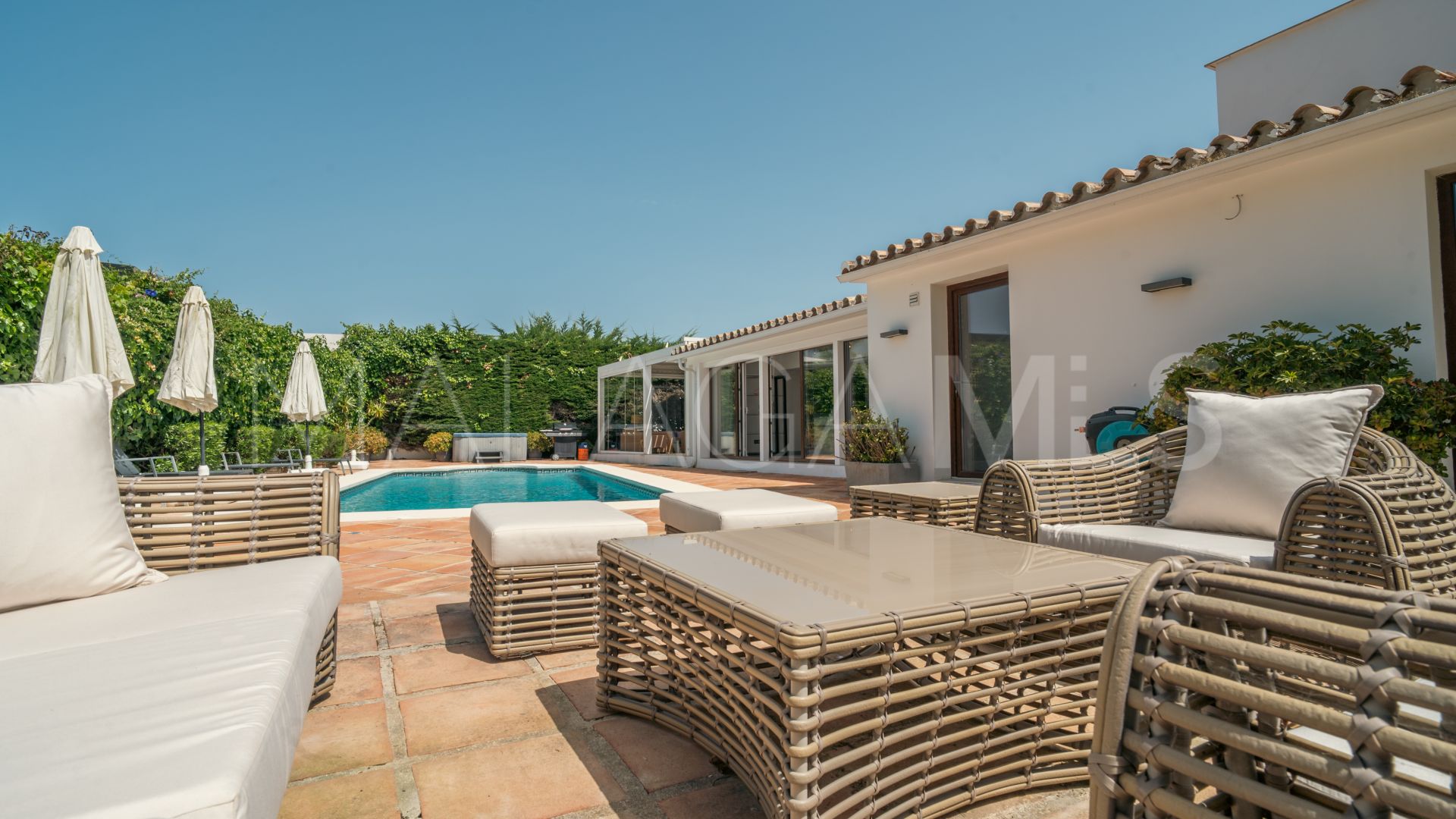 Villa for sale in Linda Vista Baja