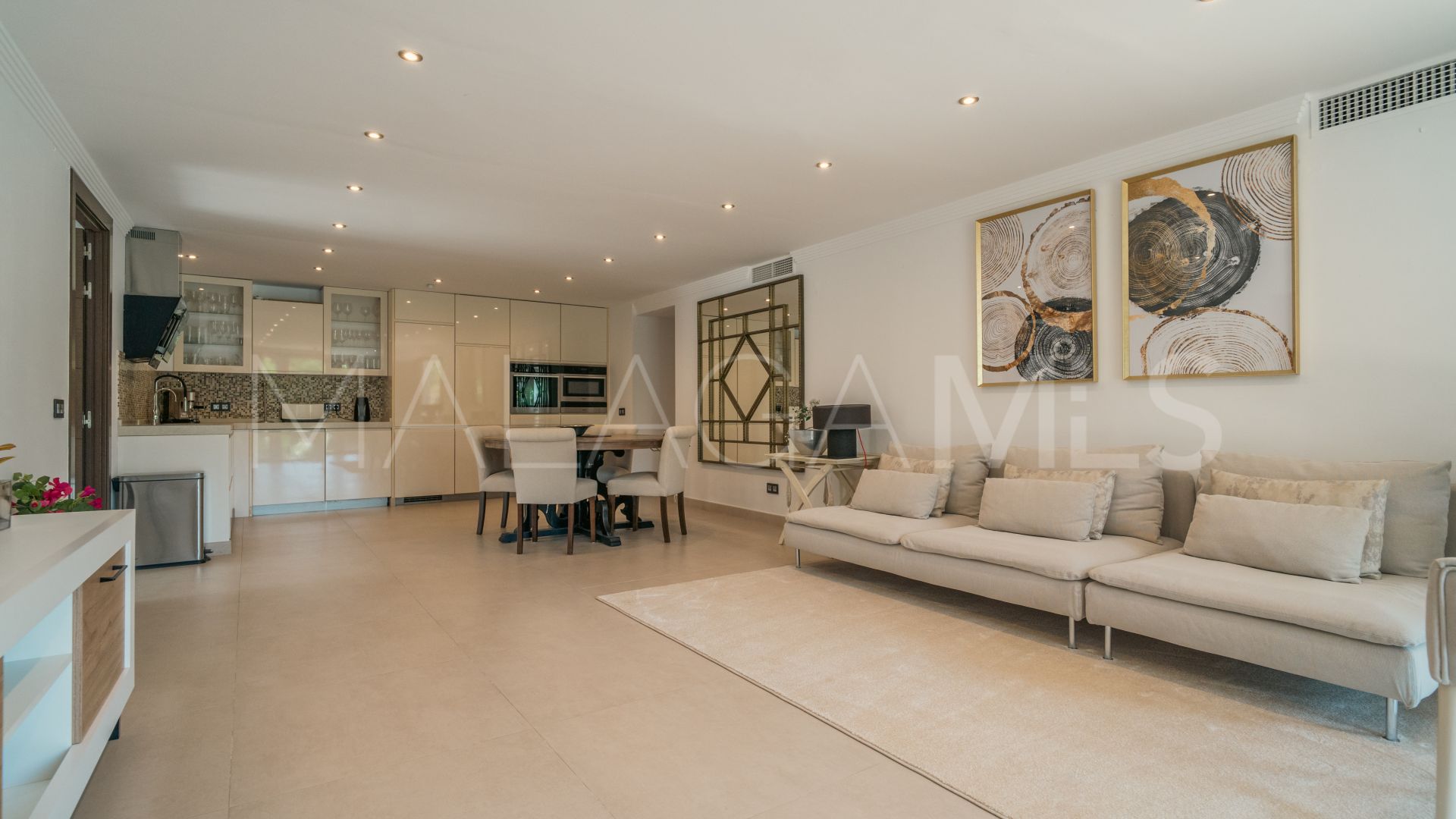 Villa for sale in Linda Vista Baja