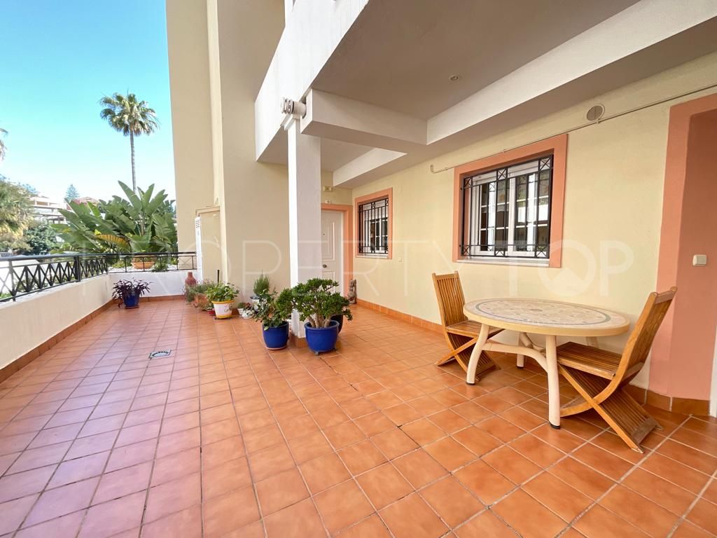 For sale 2 bedrooms ground floor apartment in Nueva Andalucia
