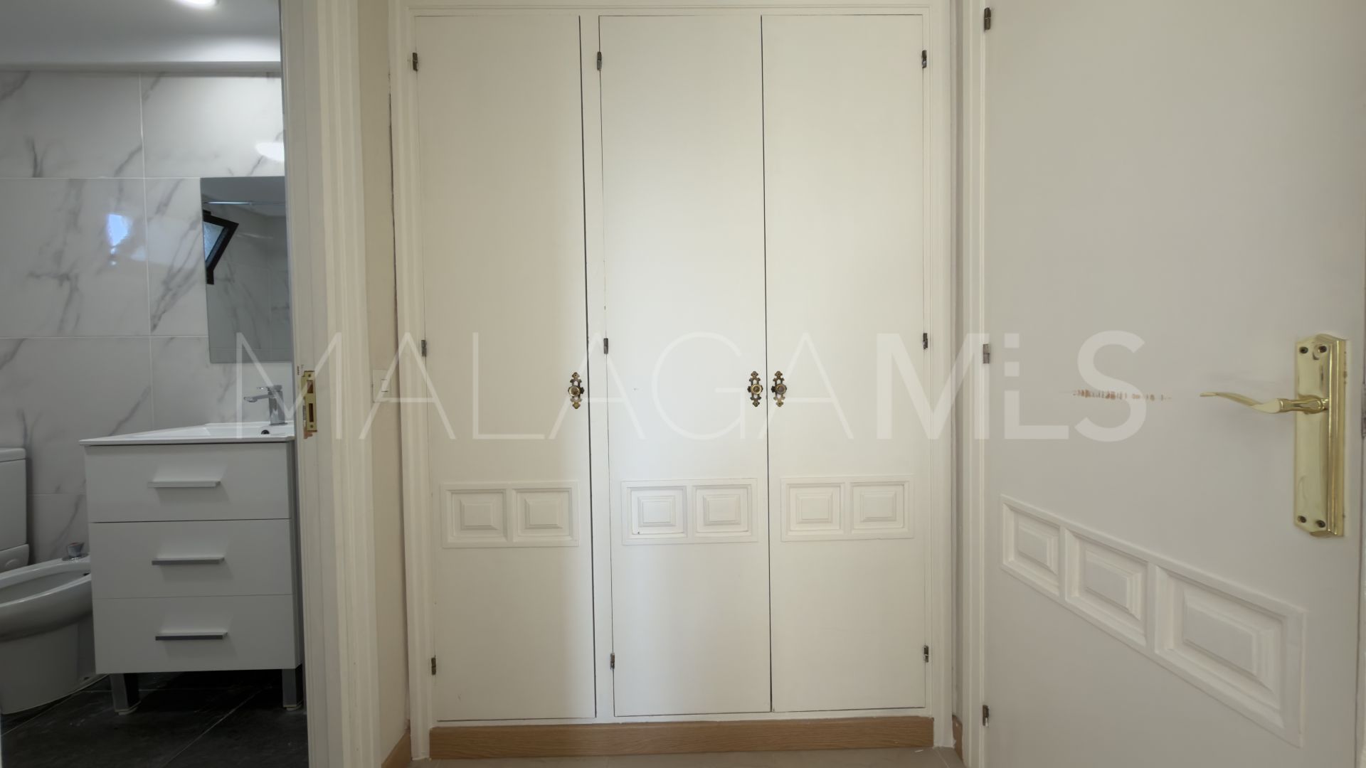 Lägenhet for sale in Atalaya Golf