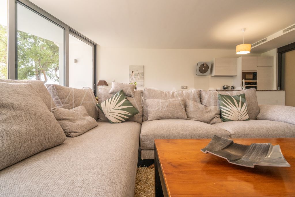 For sale town house in Sierra Blanca with 3 bedrooms