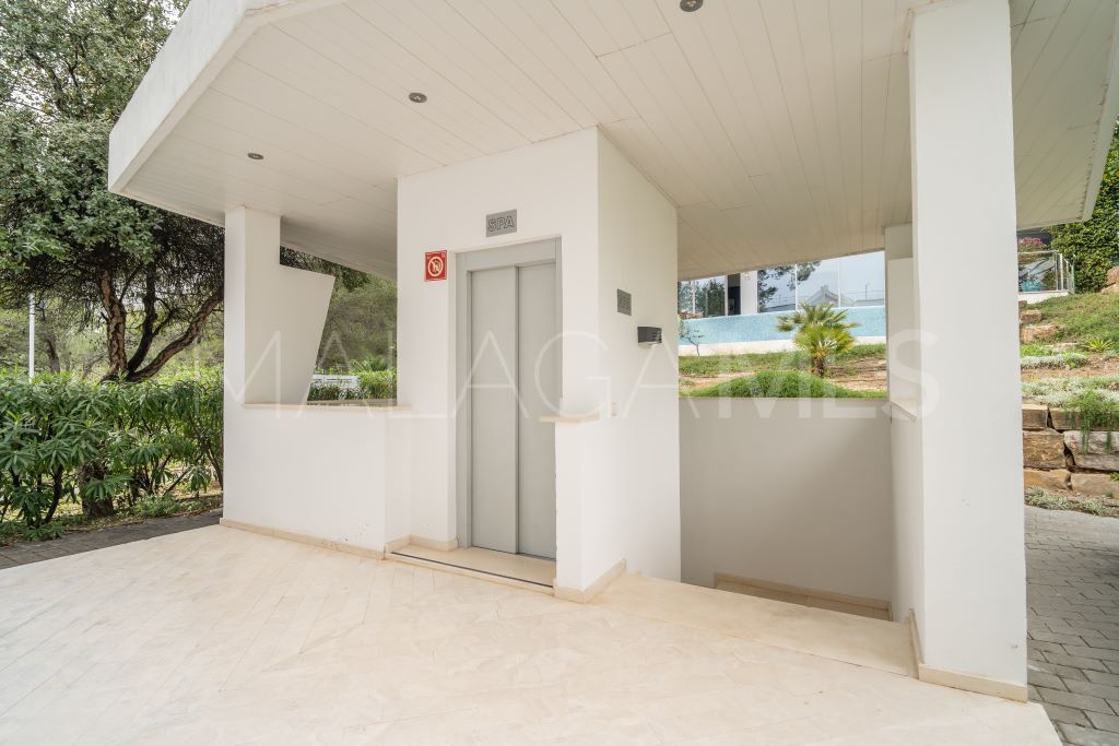 For sale town house in Sierra Blanca with 3 bedrooms