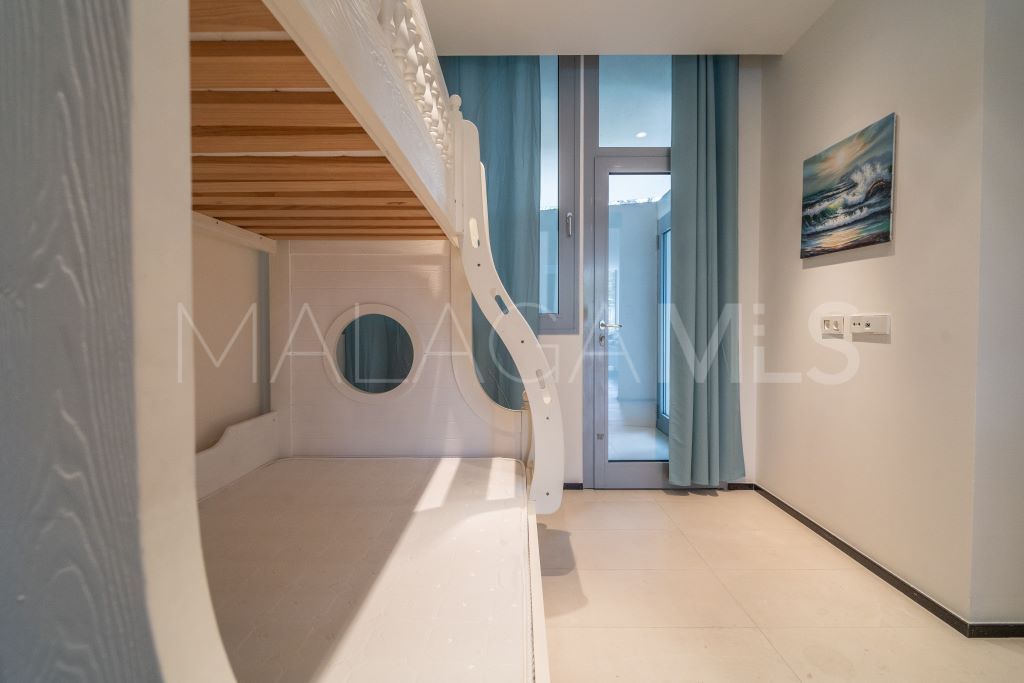For sale town house in Sierra Blanca with 3 bedrooms