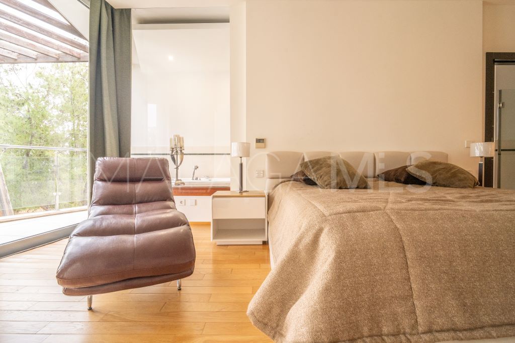 For sale town house in Sierra Blanca with 3 bedrooms