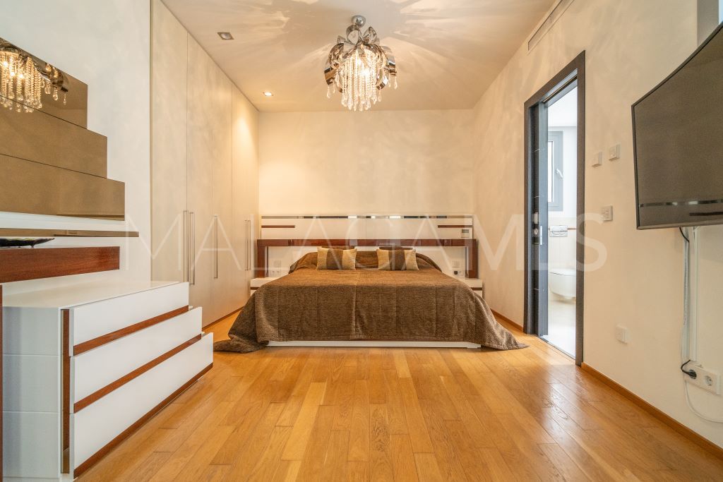 For sale town house in Sierra Blanca with 3 bedrooms
