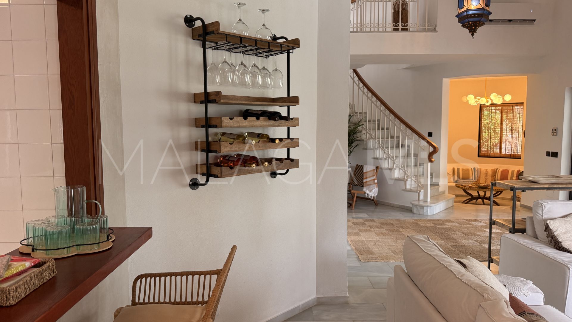 Villa for sale in El Paraiso