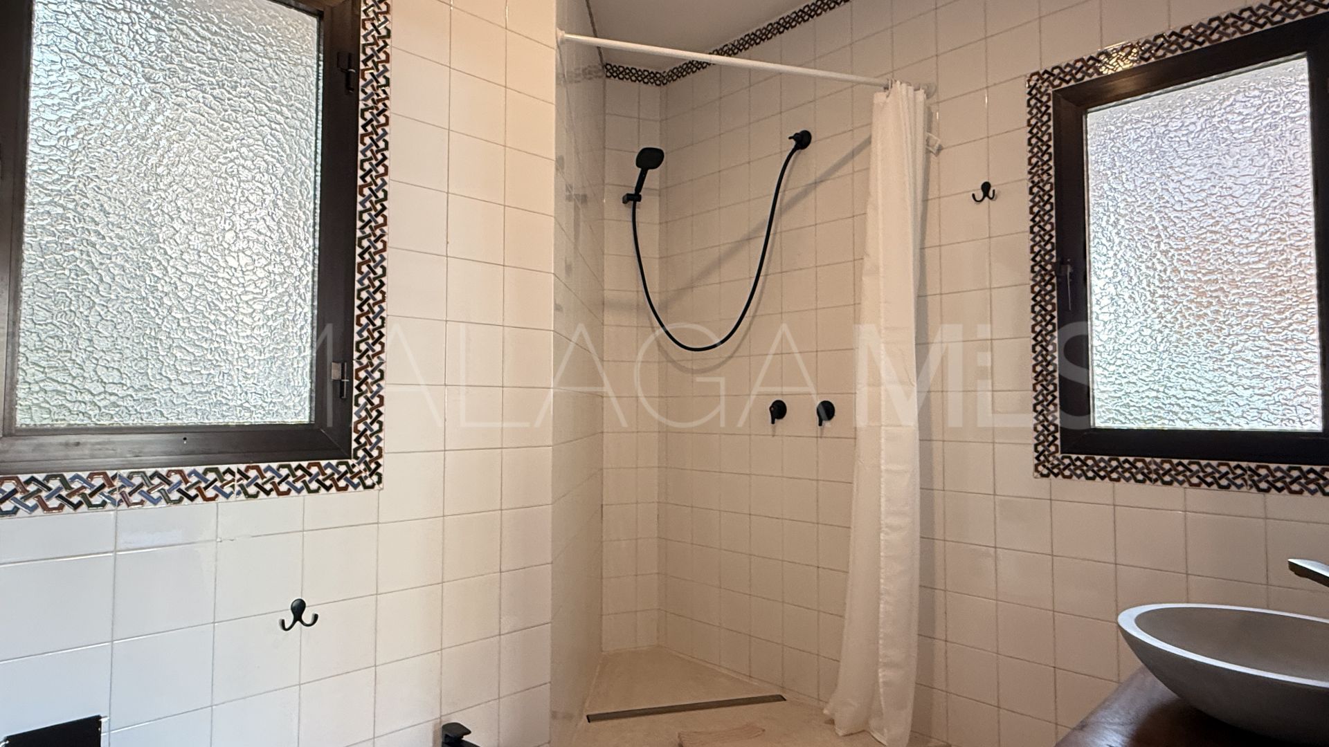Villa for sale in El Paraiso