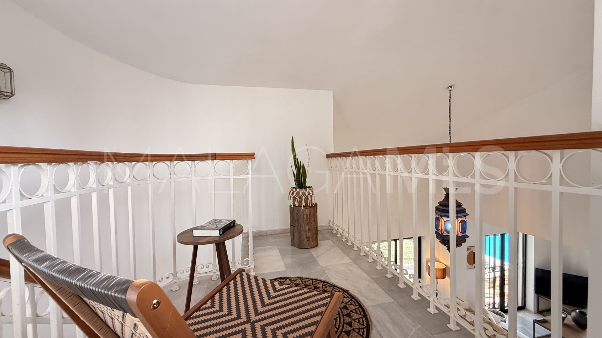 Villa for sale in El Paraiso