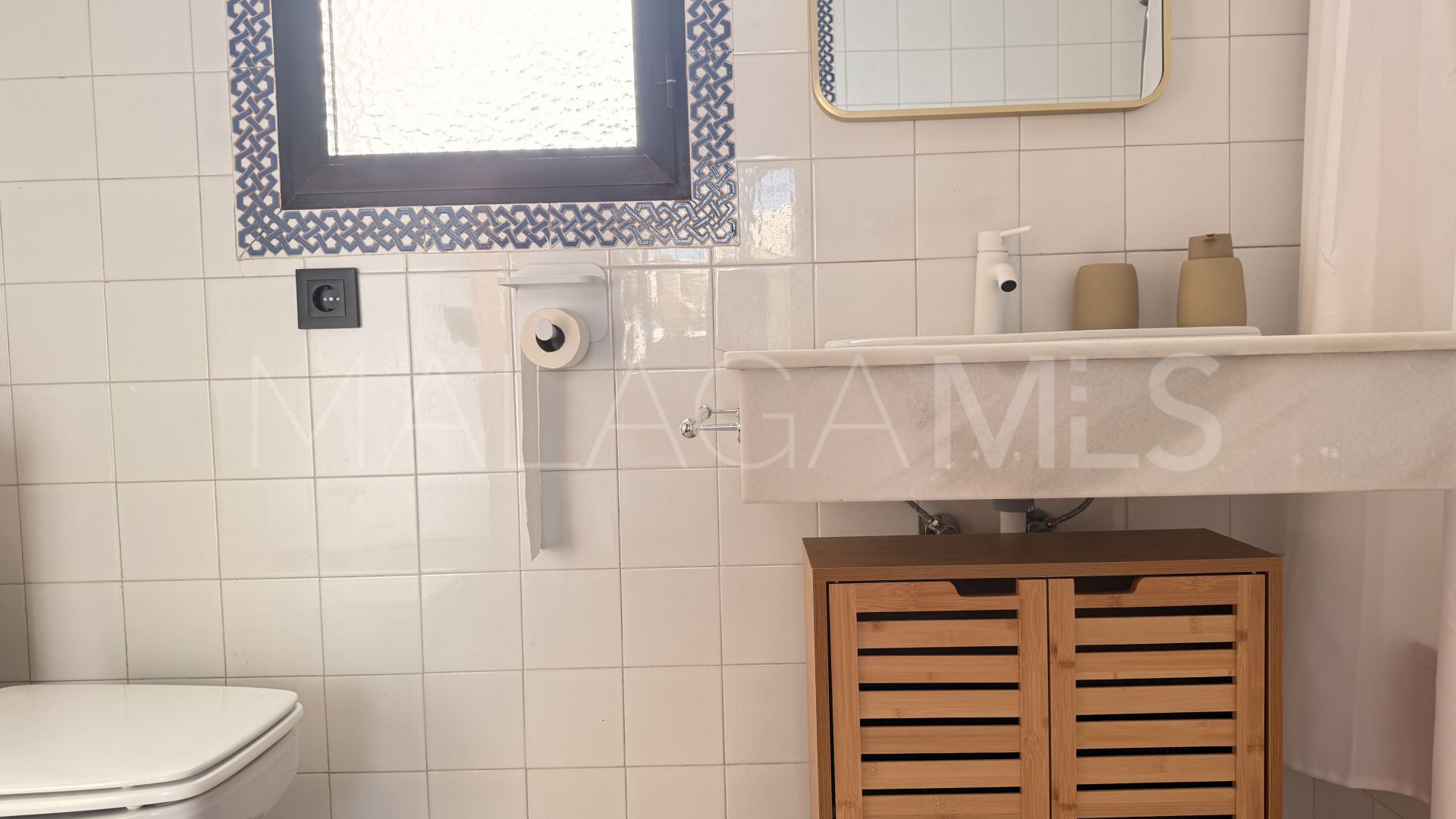 Villa for sale in El Paraiso