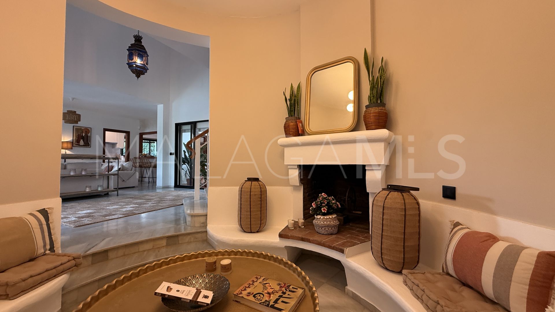 Villa for sale in El Paraiso