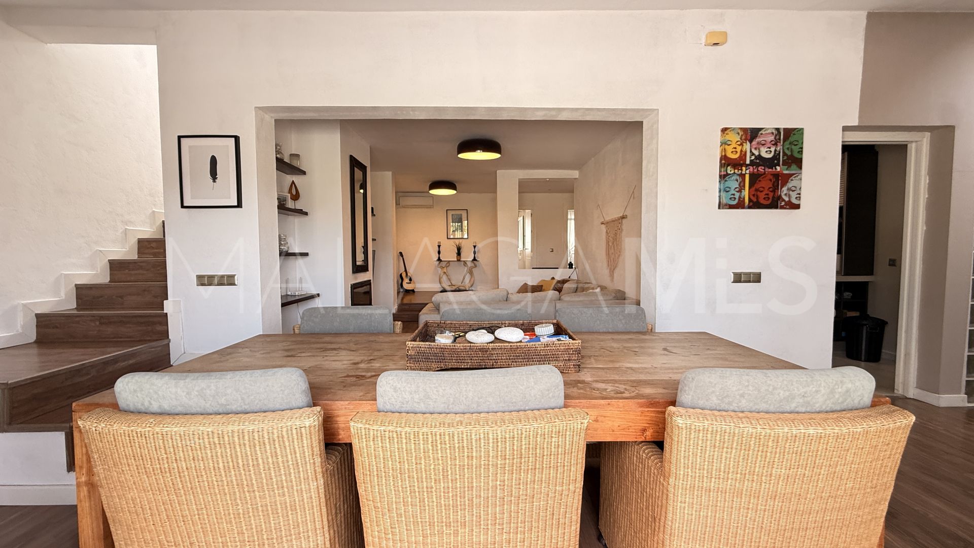 Maison de ville for sale in Princesa Kristina