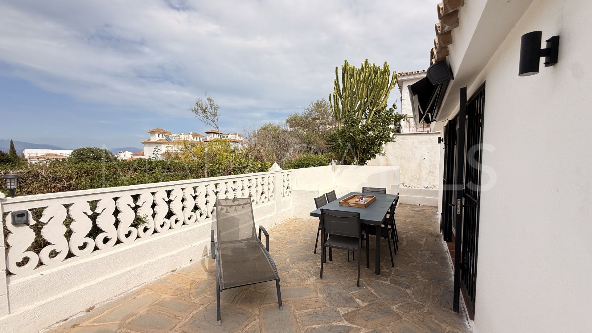 Maison de ville for sale in Princesa Kristina