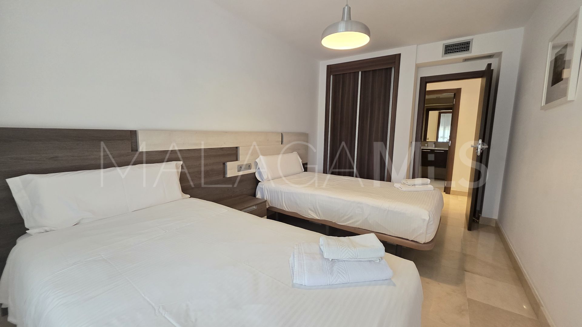 Buy apartment in San Pedro de Alcantara