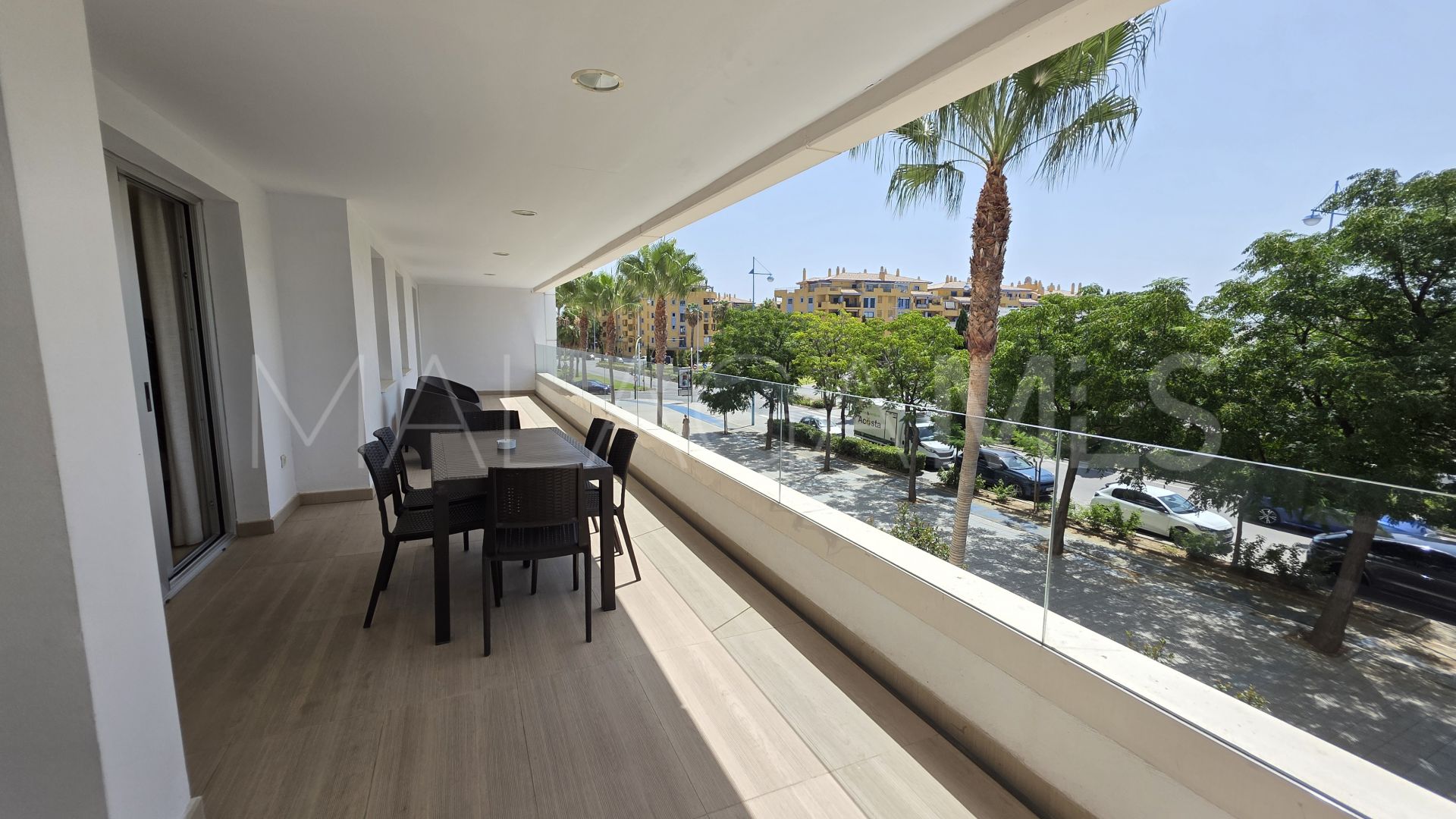 Buy apartment in San Pedro de Alcantara